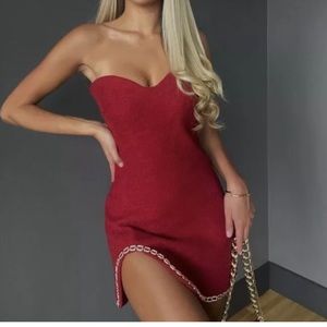 ZARA BURGUNDY ASYMMETRIC DRESS THIN CHAIN STRAP FRONT SLIT. 8910/795